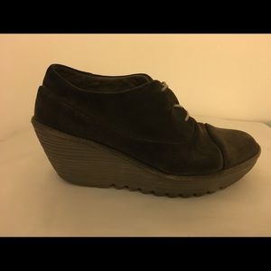 Fly London Olive Wedge